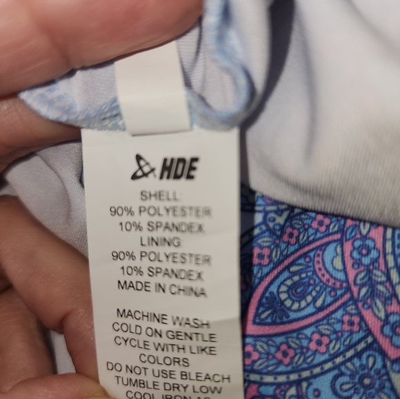 NWOT EXERCISE DRESS - SIZE LARGE - BUILT IN SHORTS - Picture 6 of 6